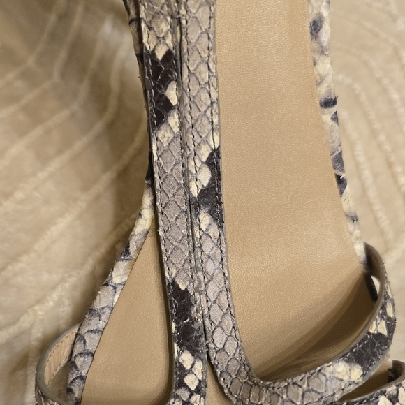 Tory Burch Black and White Snakeskin Heels - Picture 16 of 16